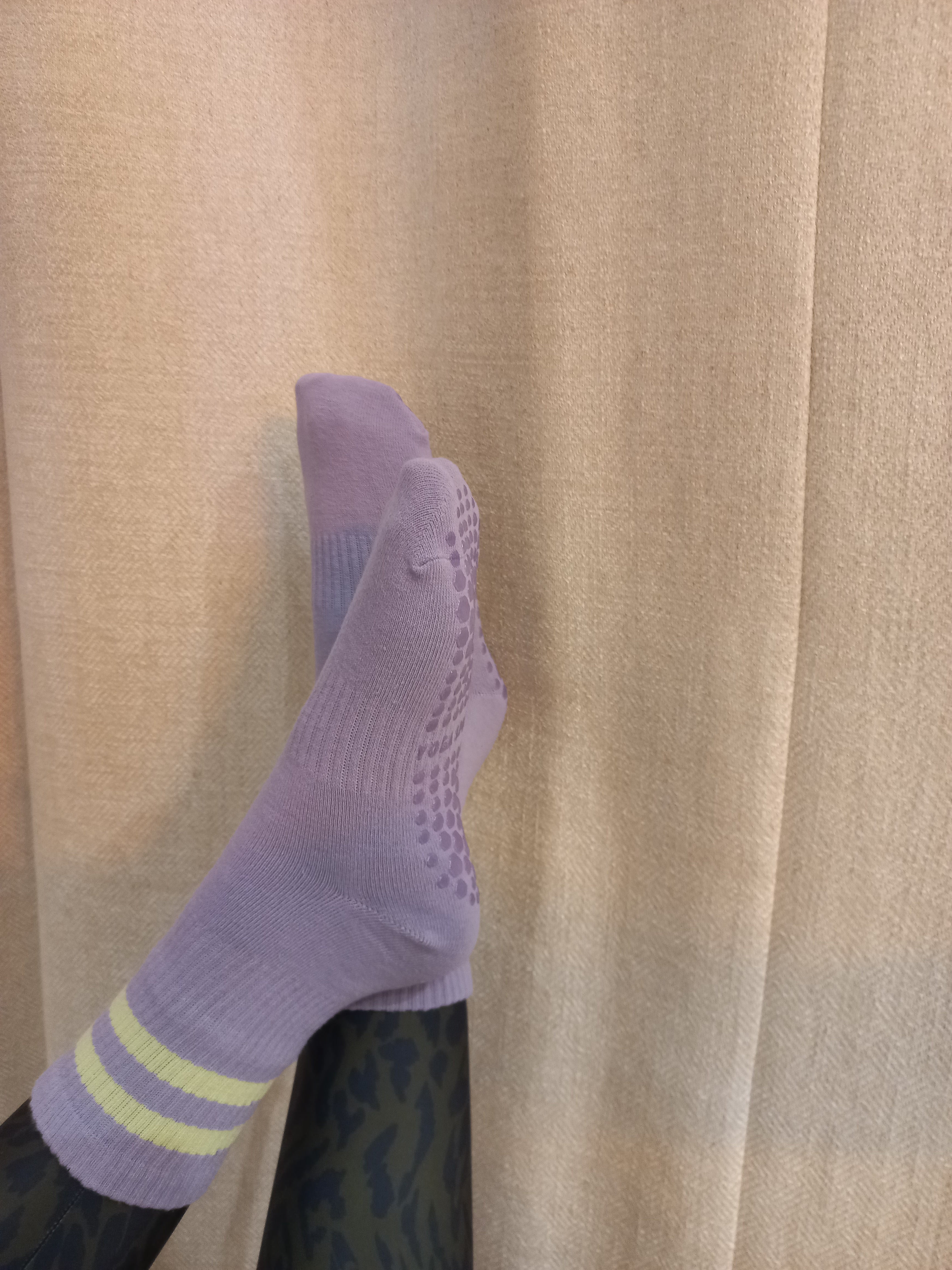 CHAUSSETTES HAUTES violette & rayé vert