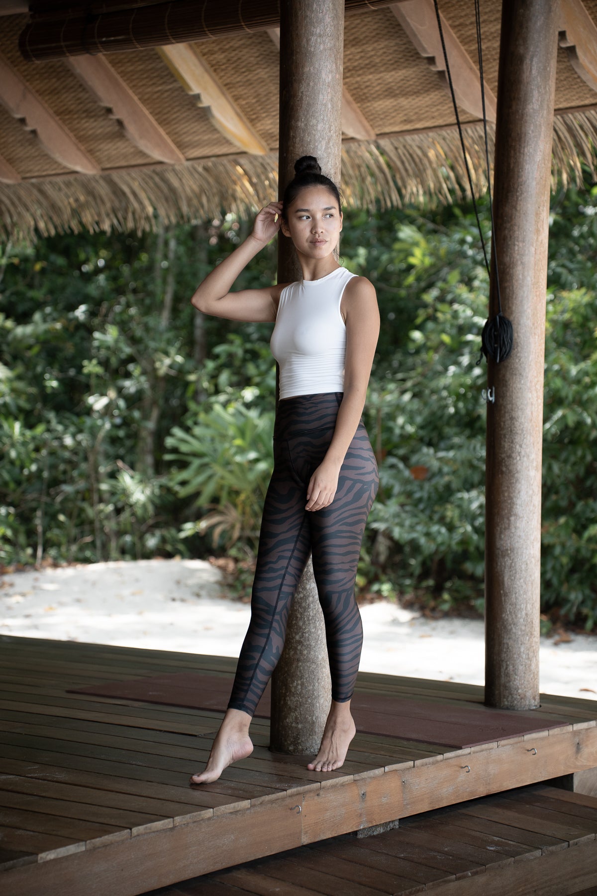 Brown and black zebra flower leggings
