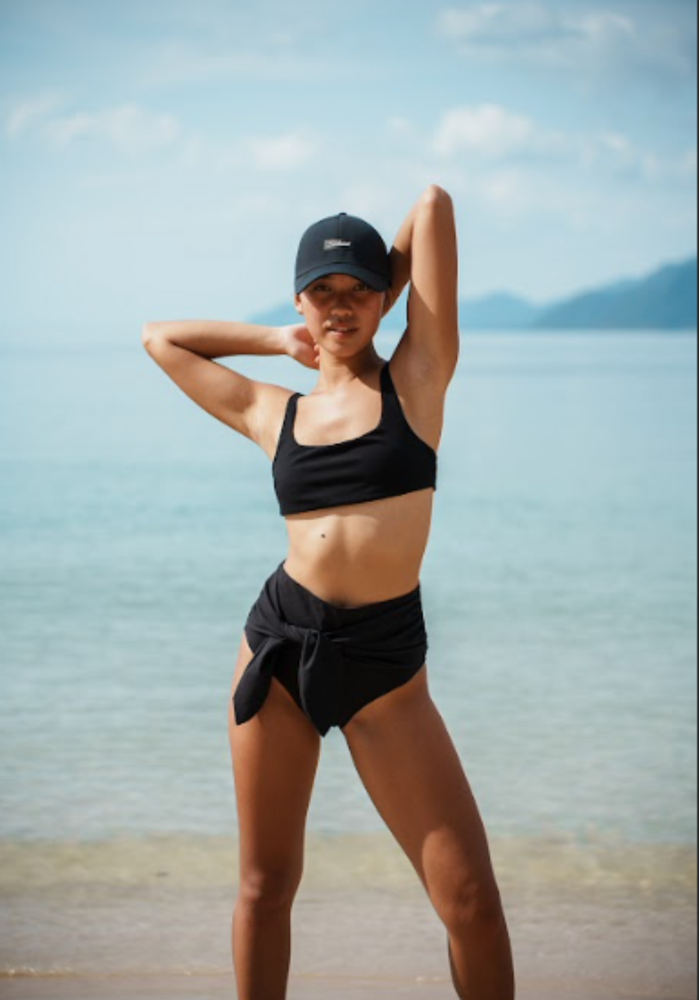 EVE black two-piece top