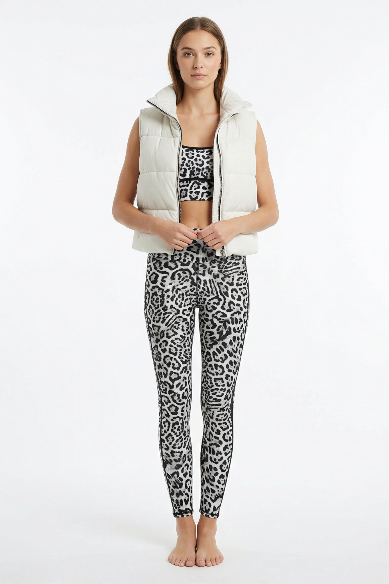 White sleeveless down jacket