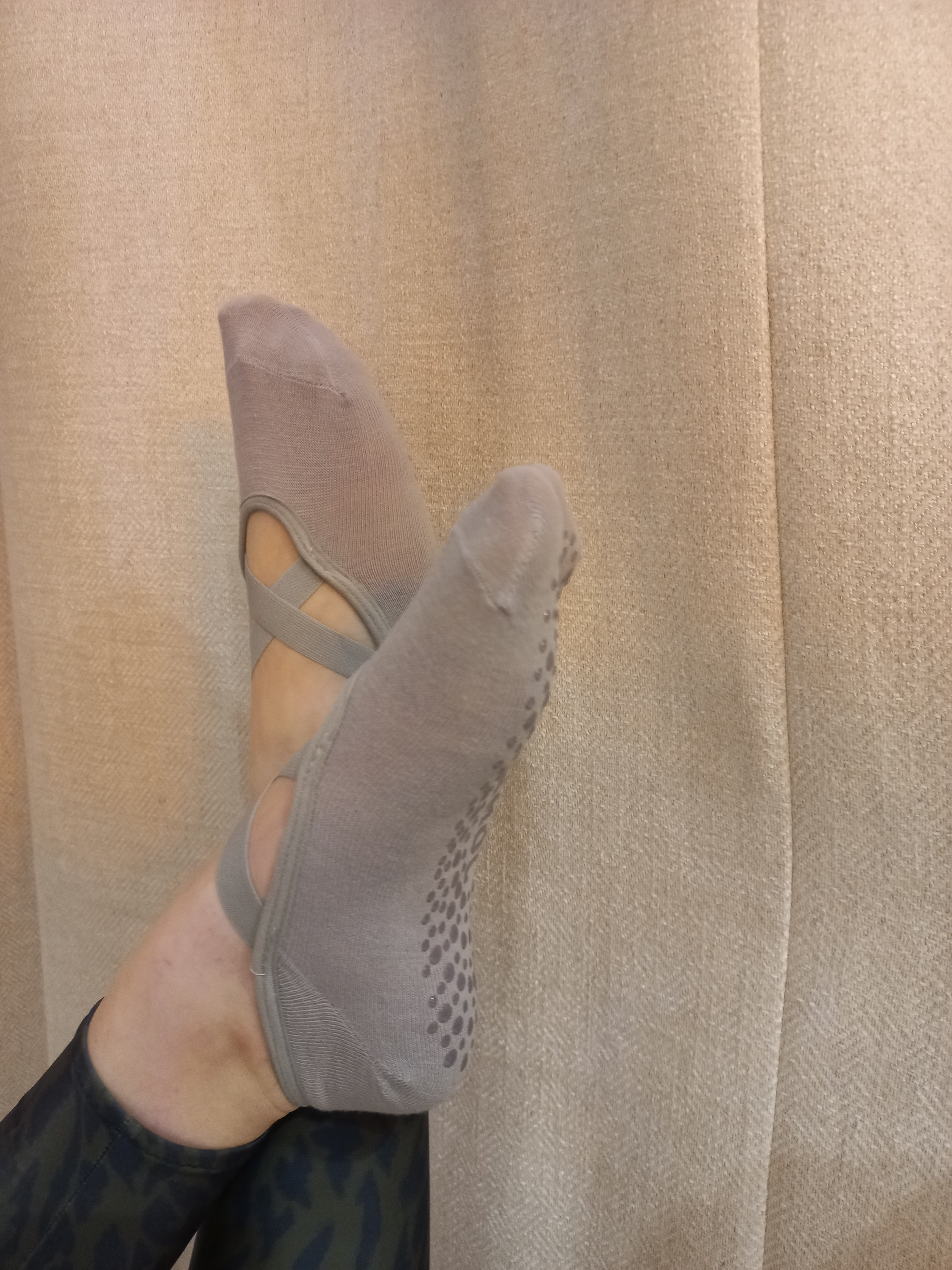 CHAUSSETTES BALLERINES À ÉLASTIQUES grises