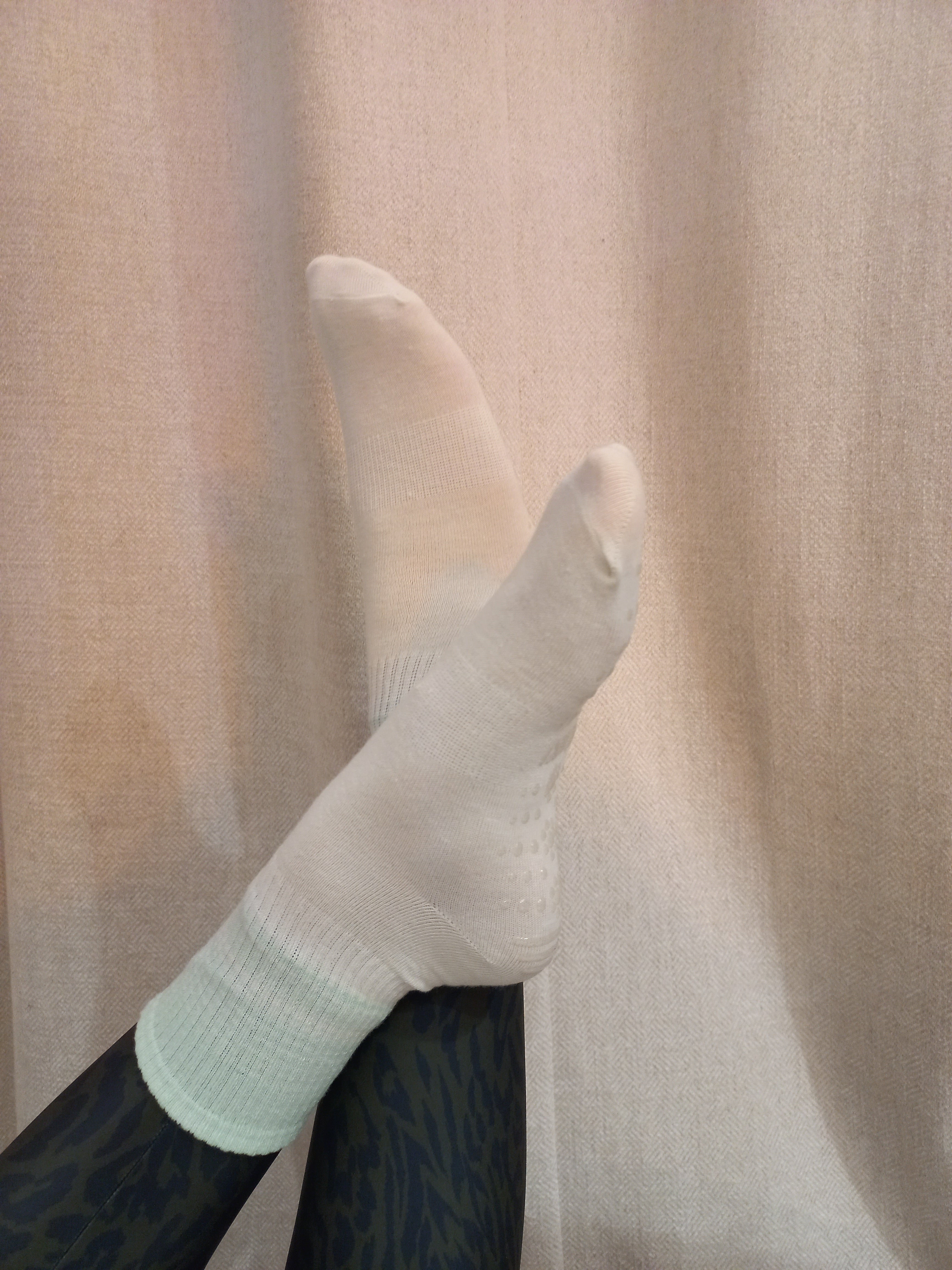 CHAUSSETTES HAUTES crème & vert clair