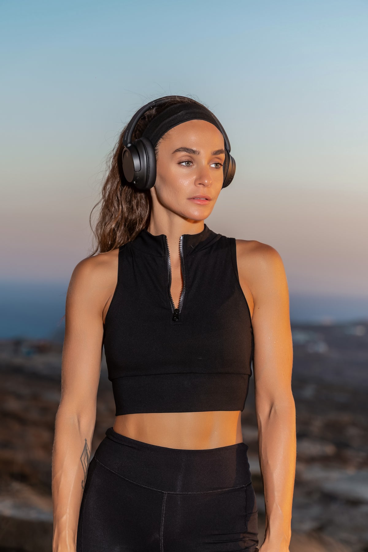 NOLWENN Black Bralette