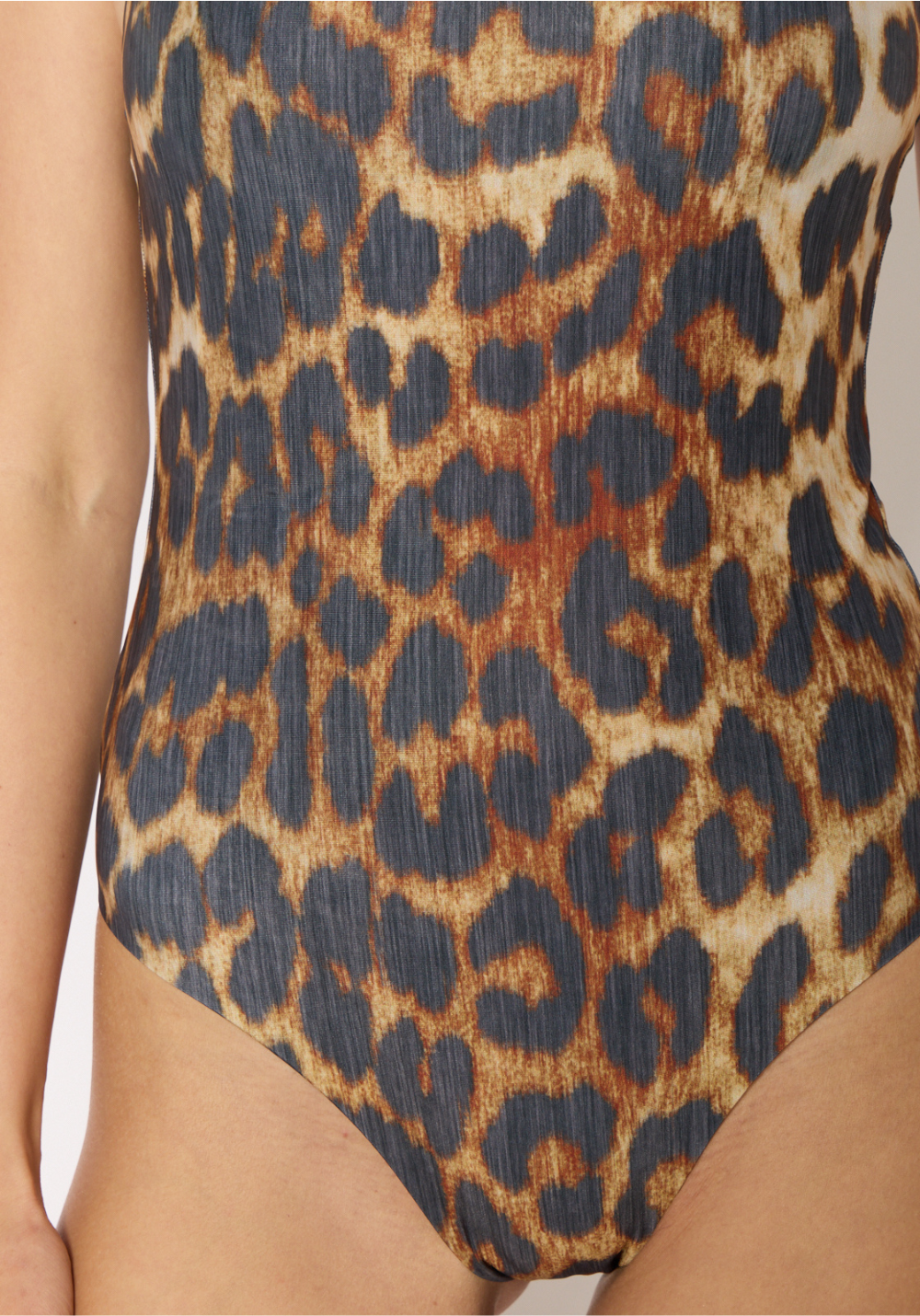A Noumea leopard piece