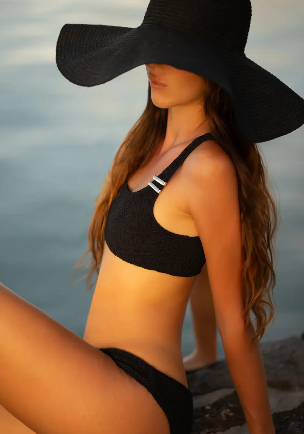 VICTORIA TWO PIECE TOP Black
