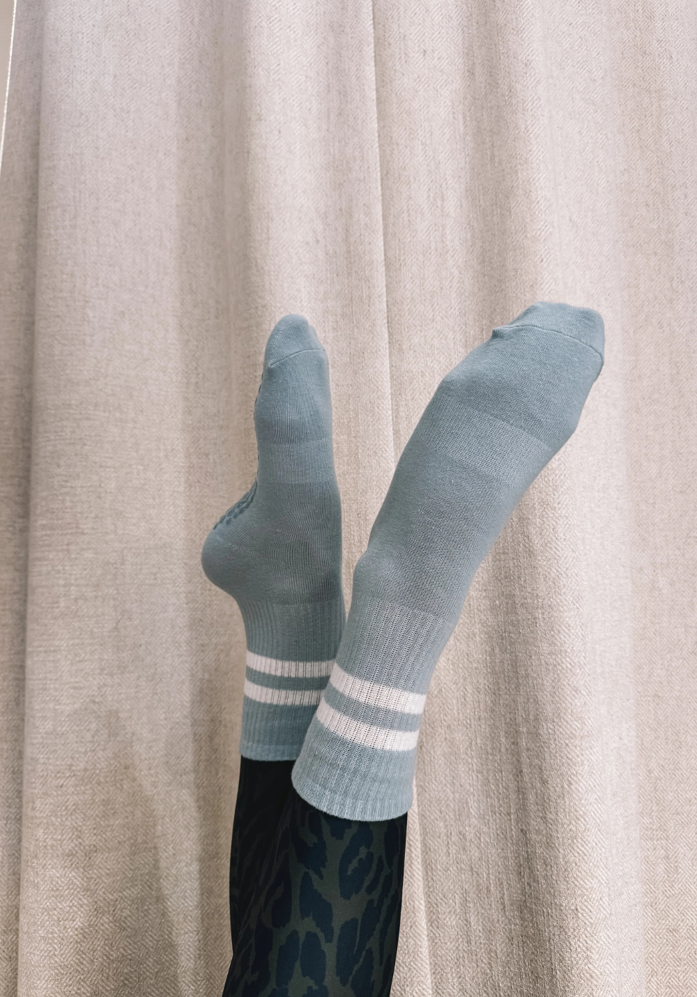 CHAUSSETTES HAUTES ANTI-DÉRAPANTES bleues