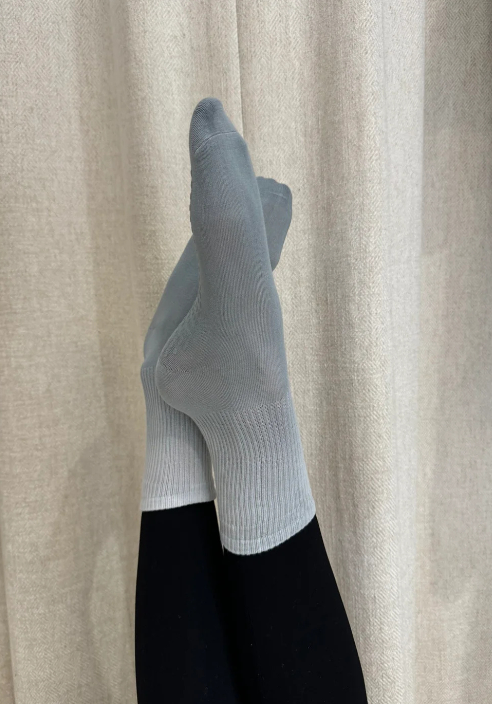 CHAUSSETTES HAUTES ANTI-DÉRAPANTES dégradées grises