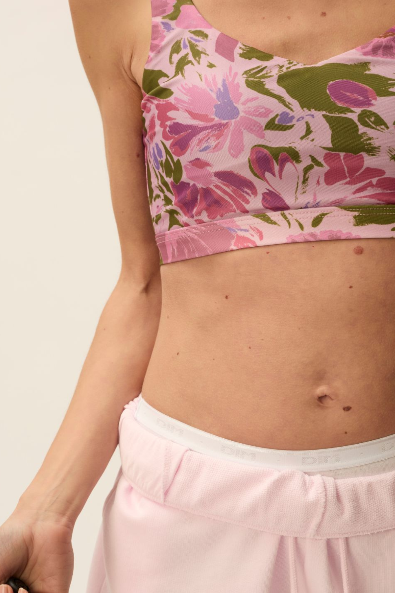 Ewan Capucine bra