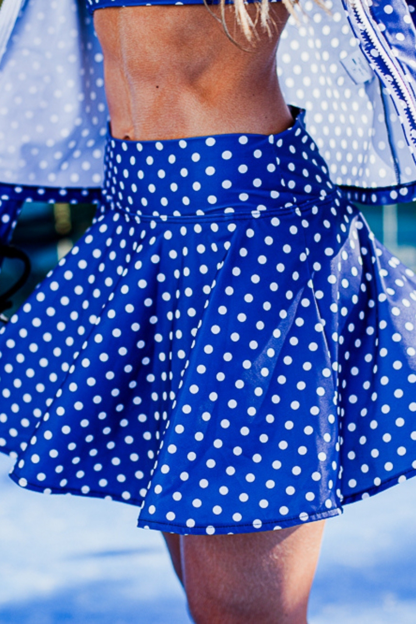 Jupe de tennis LINA - Bleue à pois blancs